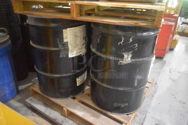 ALL ONE MONEY! PALLET LOT of Various Items Including 3 Barrels and 2 Buckets; Ocean Blue, Trilene 65. BUYER MUST REMOVE. - Image 2 of 6
