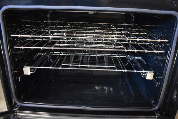 BRAND NEW SCRATCH AND DENT! Frigidaire Electrolux PCWD3080AF Stainless Steel Electric Powered Double Stack Convection Oven w/ View Through Doors. 30x26x51 - Image 4 of 9