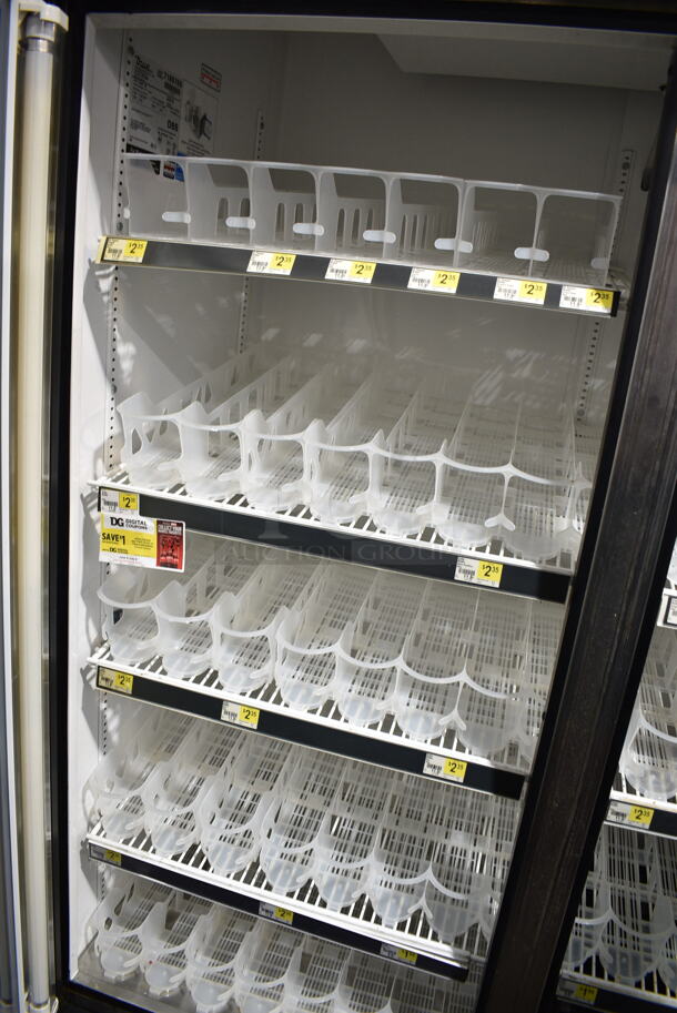 True GDM-49 ENERGY STAR Metal Commercial 2 Door Reach In Cooler Merchandiser w/ Poly Coated Racks. 115 Volts, 1 Phase. Tested and Working! - Image 4 of 5