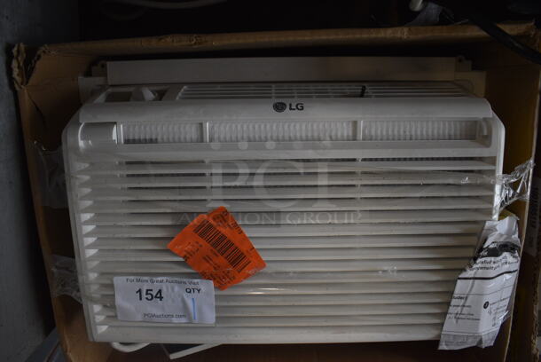 BRAND NEW SCRATCH AND DENT! LG LW5016Y1 Window Mount Air Conditioner. 115 Volts, 1 Phase. 21x15x14
