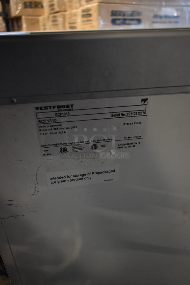 Vestfrost SCF1310 Metal Chest Freezer Merchandiser. 115 Volts, 1 Phase. Tested and Working! - Image 5 of 5