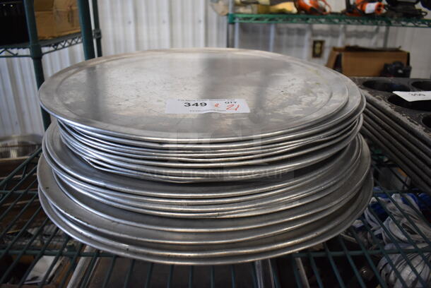 ALL ONE MONEY! Lot of 21 Various Metal Round Baking Pans. Includes 18x18