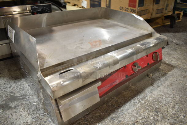 Avantco 177EG24N Stainless Steel 24" Electric Countertop Griddle. 208/240 Volts, 1 Phase. - Image 2 of 4