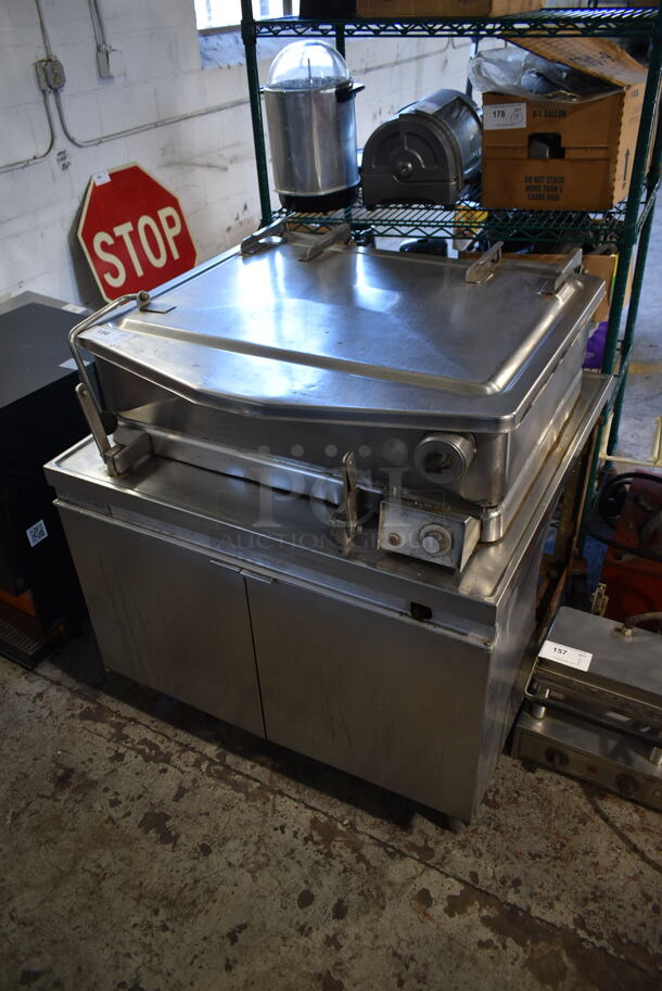 Market Forge 1600 Stainless Steel Commercial Floor Style Electric Powered Braising Pan. 208 Volts, 3 Phase. 