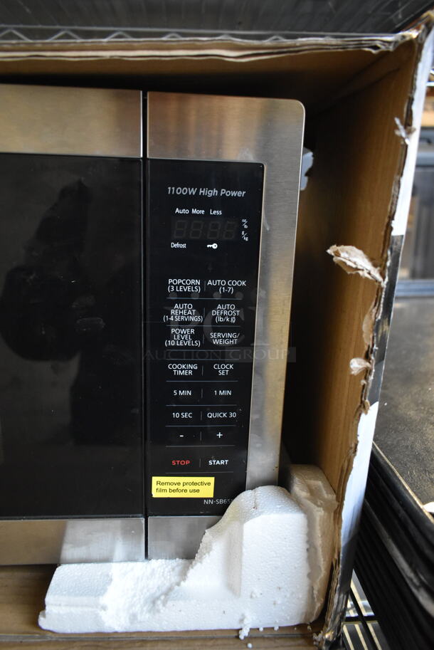 BRAND NEW SCRATCH AND DENT! Panasonic NN-SB65NS Stainless Steel Commercial Countertop Microwave Oven w/ Plate.  - Image 6 of 8