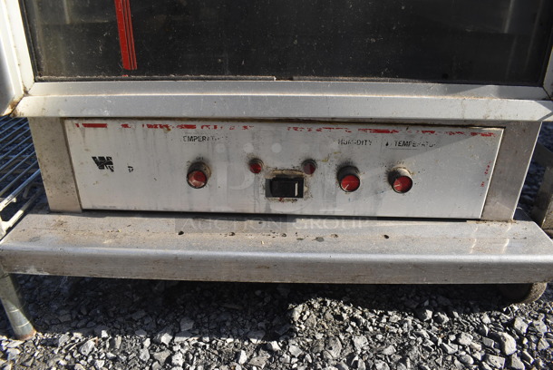 Wilder Metal Commercial Enclosed Pan Transport Rack on Commercial Casters. 25x31x70 - Image 2 of 5