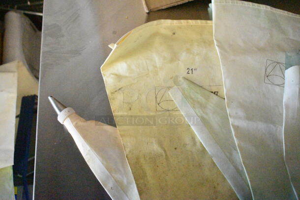 ALL ONE MONEY! Lot of 5 Icing Bags - Image 4 of 7