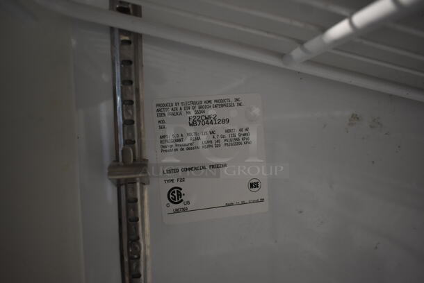 Arctic Air F22CWF2 Metal Commercial Single Door Reach In Freezer w/ Poly Coated Racks on Commercial Casters. 115 Volts, 1 Phase. Tested and Working! - Image 6 of 6