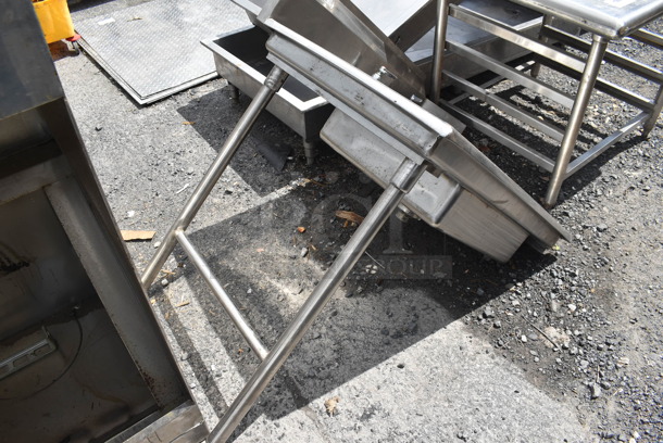 Advance Tabco Stainless Steel Commercial Left Side Dirty Side Dishwasher Table. - Image 2 of 5