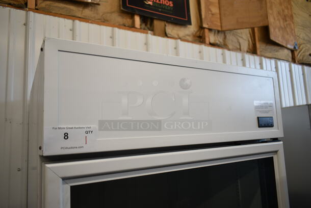 LIKE NEW! 2020 True TSCI-600R-G-PH Commercial Single Door Cooler Merchandiser w/ Poly Racks. 115 Volts, 1 Phase. Tested and Working! - Image 2 of 6
