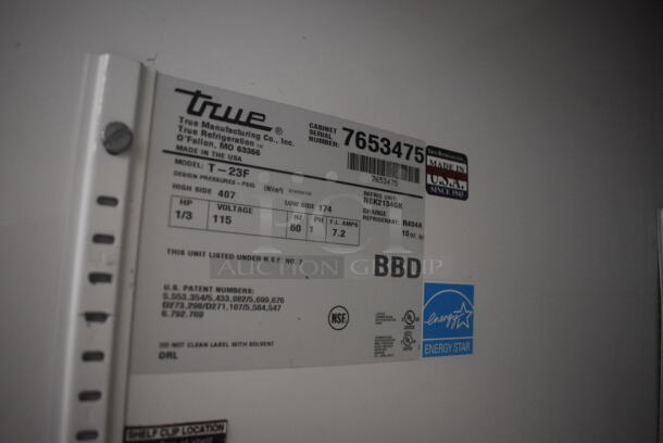 2013 True T-23F 1 Door Stainless Steel Reach in Freezer w/ Poly Coated Racks on Commercial Casters. 115 Volt, 1 Phase. Tested and Working! - Image 5 of 8