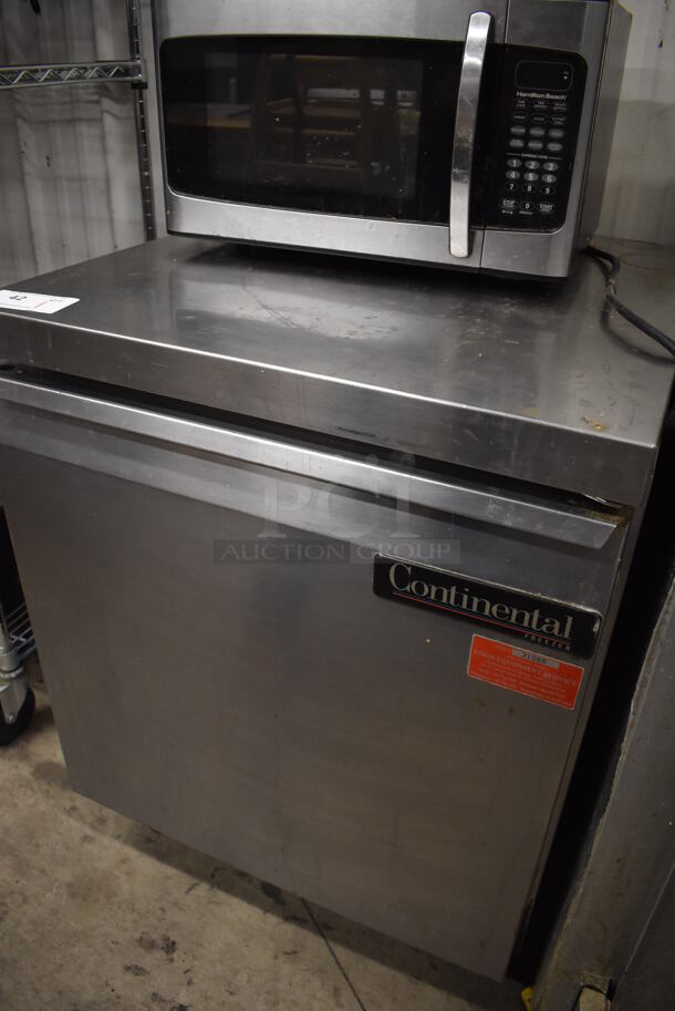 Continental SWF27 Stainless Steel Commercial Single Door Undercounter Freezer on Commercial Casters. 115 Volts, 1 Phase. 27.5x30x35. Tested and Powers On But Does Not Get Cold - Image 3 of 5