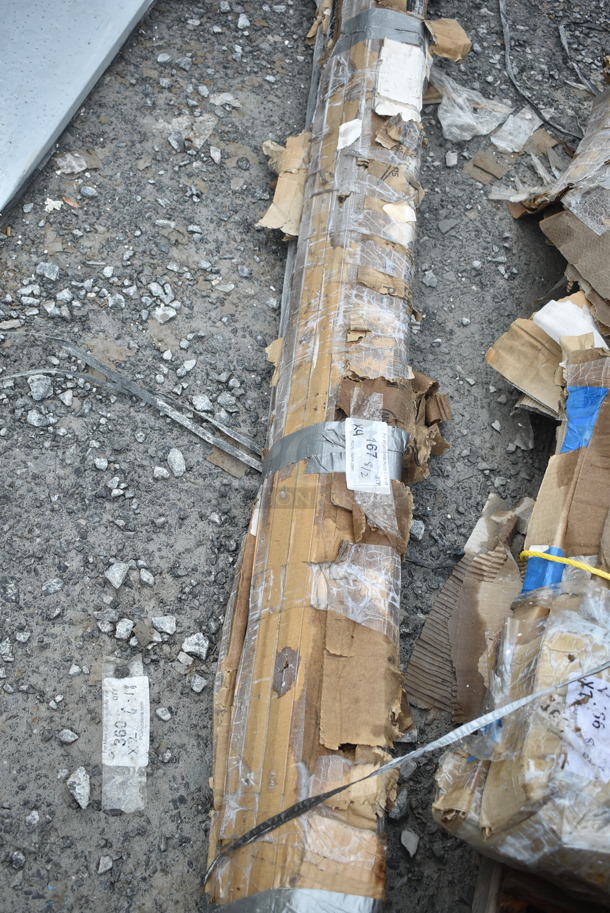 4 Boxes of 4 BRAND NEW SCRATCH AND DENT! Regency 460EBP74 74" NSF Black Epoxy Post. 4 Times Your Bid!  - Image 2 of 4