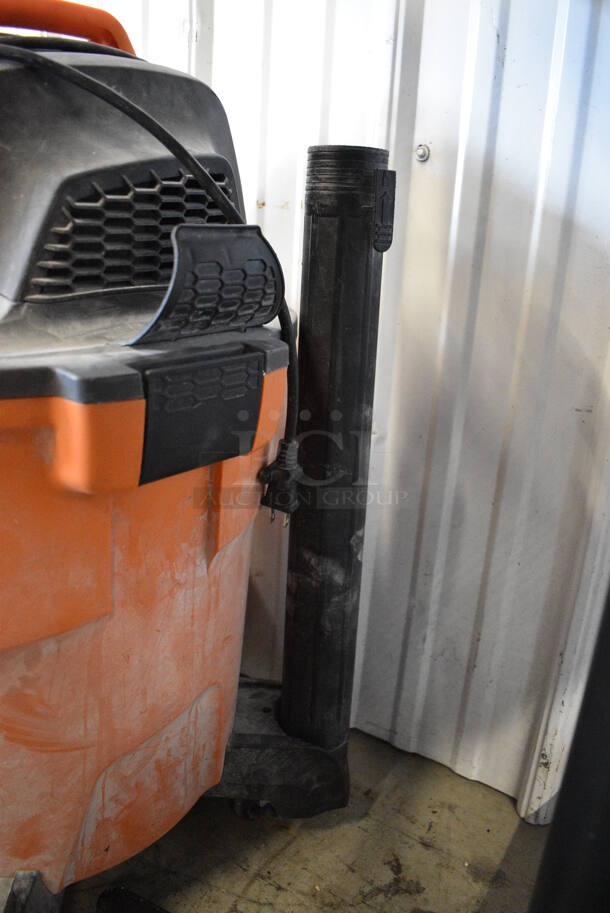 Rigid Orange and Black Wet Dry Vacuum Cleaner. 17x19x27. Tested and Working! - Image 4 of 4