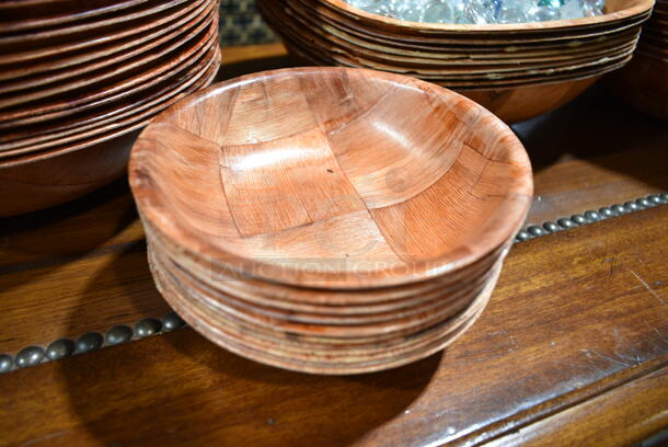 ALL ONE MONEY! Lot of Wood Pattern Bowls.  - Image 4 of 6
