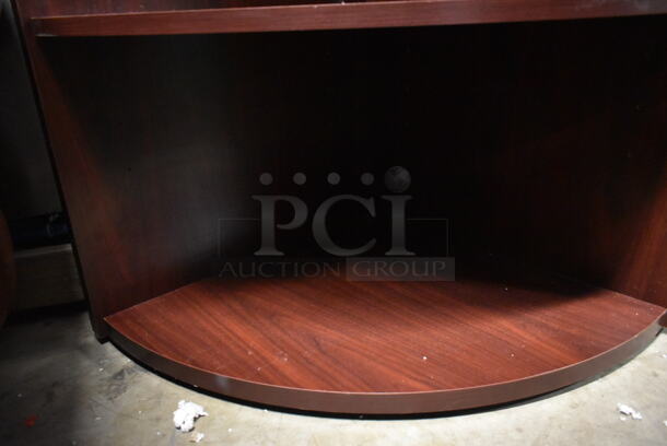 Wood Pattern Corner Bookshelf. - Image 5 of 5