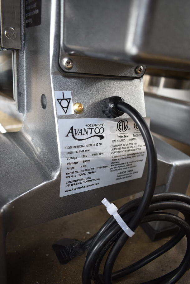 BRAND NEW SCRATCH AND DENT! Avantco 177MX10H Metal Commercial Countertop 10 Quart Planetary Dough Mixer w/ Stainless Steel Mixing Bowl, Bowl Guard, Dough Hook and Paddle Attachments. 120 Volts, 1 Phase. Tested and Working! - Image 10 of 10