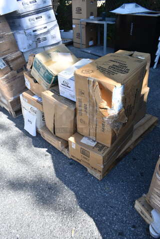PALLET LOT of 20 BRAND NEW Boxes Including Dart 205HT1 White Foam Take Out Container with Perforated Hinged Lid 9" x 6" x 3", 130WHSPOONH Choice White Heavy Weight Plastic Teaspoon - 1000/Case, 50010C Choice 10 oz. Coffee Print Poly Paper Hot Cup - 1000/Case, Dart 20JL 20. Translucent Vented Lid - 1000/Case, 127P2C Choice Clear Plastic Souffle Cup / Portion Cup - 2 oz. - 2500/Case, 74555-0150 Solut 15" Take and Bake Coated Paperboard Black Oven Safe Pizza Tray - 150/Case, 394385S Noble Products White Powder-Free Disposable Latex Gloves for Foodservice - Small - 1000/Case, Carlisle 40008C14 Sparta 30" Blue Multi-Purpose Cleaning Brush - 5" Bristle Diameter, 3755GL444 GET GL-444 Curator 4" x 4" Square 26 oz. Clear Glass Storage Jar, 433NHT101 Choice 1/6 Standard Size White "Thank You" Standard-Duty Plastic T-Shirt Bag - 700/Case. 20 Times Your Bid! 