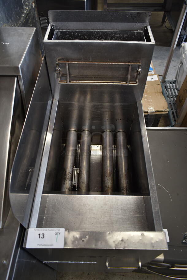 Dean SR152GN Stainless Steel Commercial Floor Style Natural Gas Powered Deep Fat Fryer w/ Side Splash Guard. 120,000 BTU. - Image 3 of 7