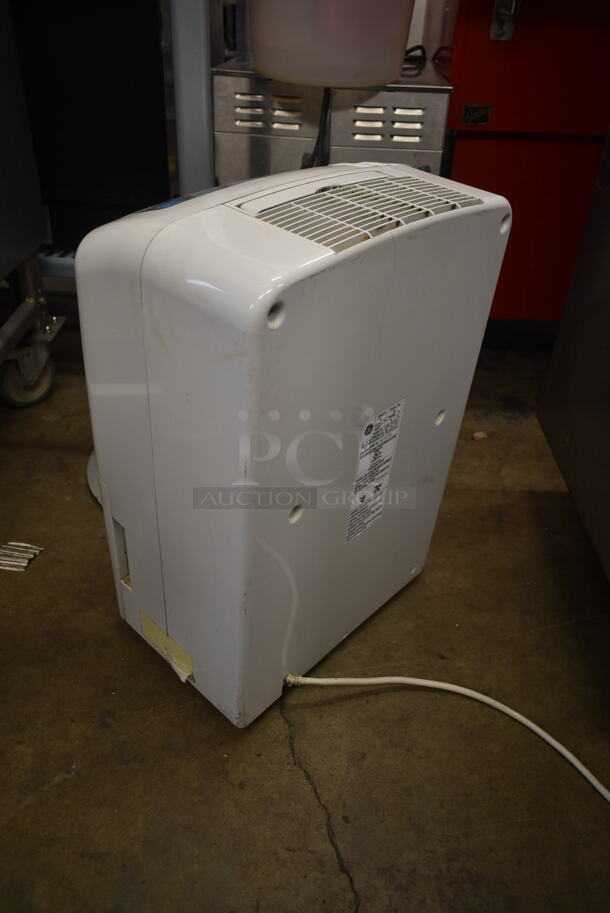 2016 General Electric GE ADEL70LRL2 Metal Portable 70 Pint Dehumidifier. 115 Volts, 1 Phase. Unit Was Working When Removed. - Image 3 of 4