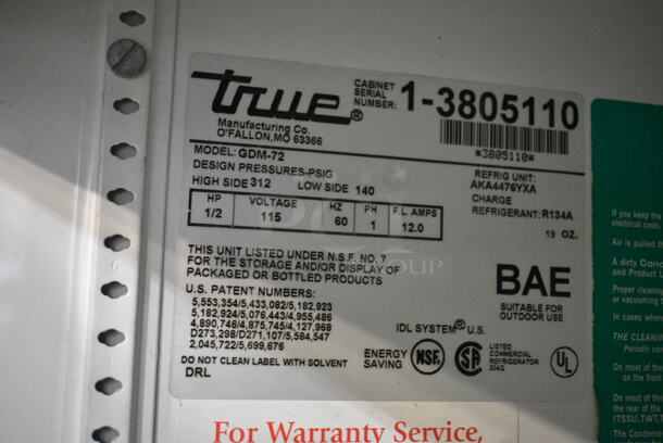 True GDM-49-LD Metal Commercial 3 Door Reach In Cooler Merchandiser w/ Poly Coated Racks. 115 Volts, 1 Phase. Tested and Working! - Image 8 of 8