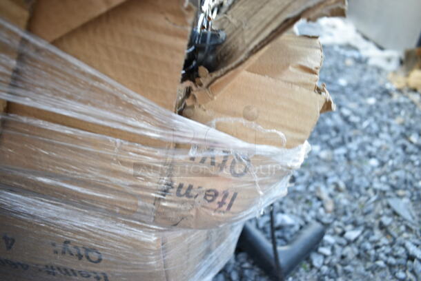 4 Boxes of 4 BRAND NEW SCRATCH AND DENT! Regency 460EC1848 18" x 48" NSF Chrome Wire Shelf. 4 Times Your Bid! - Image 5 of 6