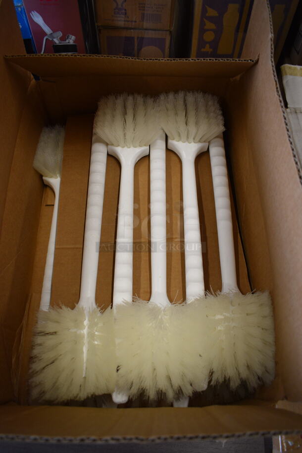 11 BRAND NEW IN BOX! Cleaning Brushes. 4x4x21. 11 Times Your Bid!