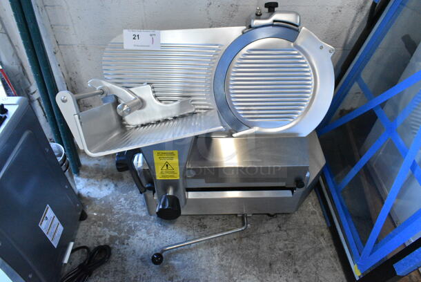 BRAND NEW SCRATCH AND DENT! Estella 348SLAS13 Stainless Steel Commercial Countertop 13" Heavy-Duty Automatic Meat Slicer with Manual Use Option and Scale. 115 Volts, 1 Phase. Tested and Working! - Image 2 of 10