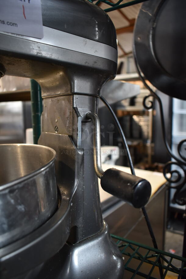 KitchenAid KP26M1CPM Professional 600 Metal Commercial Countertop 6 Quart Planetary Dough Mixer w/ Metal Bowl, Dough Hook, Whisk and 2 Paddle Attachments. 120 Volts, 1 Phase. Tested and Working! - Image 5 of 7