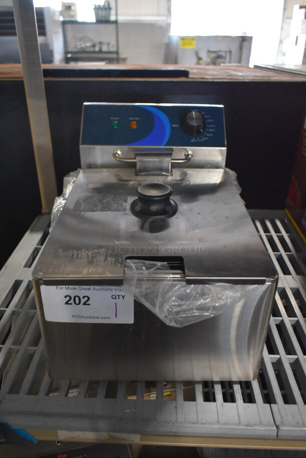 BRAND NEW SCRATCH AND DENT! 2023 Hoocoo FRY-10L Stainless Steel Commercial Countertop Electric Powered Fryer w/ Metal Basket and Lid. 120 Volts, 1 Phase. - Image 1 of 7