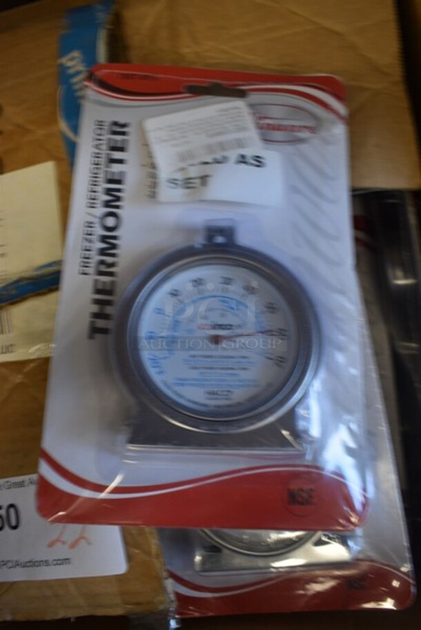22 BRAND NEW! Winware Set of 1 Oven Thermometer and 1 Freezer/ Refrigerator Thermometer. 3.25x1.5x3.25. 22 Times Your Bid!  - Image 2 of 3