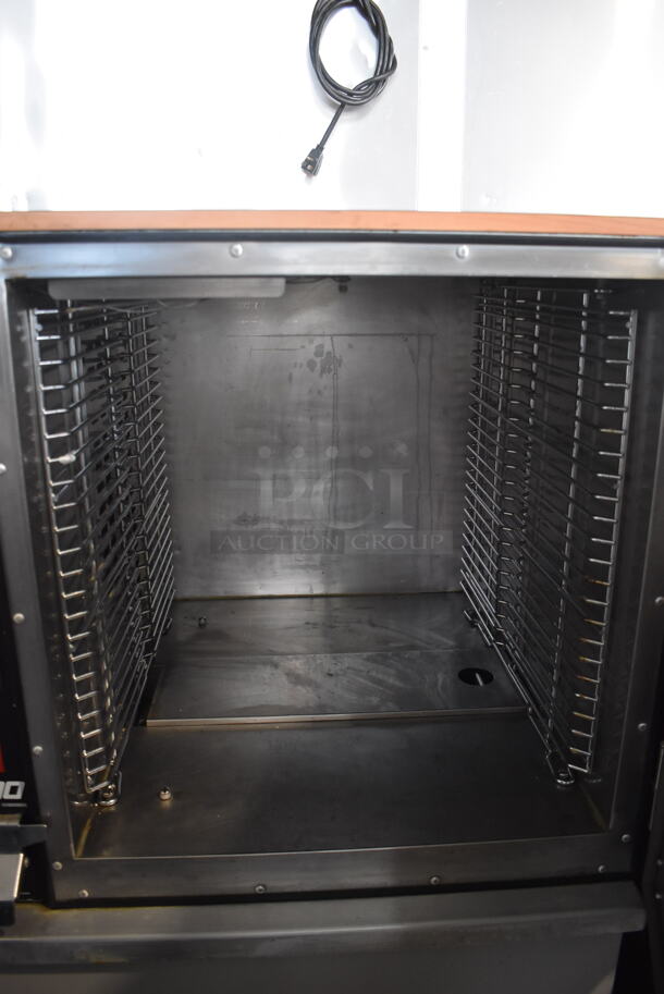 Metro C190 Heated Holding Transport Cabinet in Faux Wood Finish With Steel Shelving Racks on Commercial Casters. 120V Tested And Working - Image 4 of 6