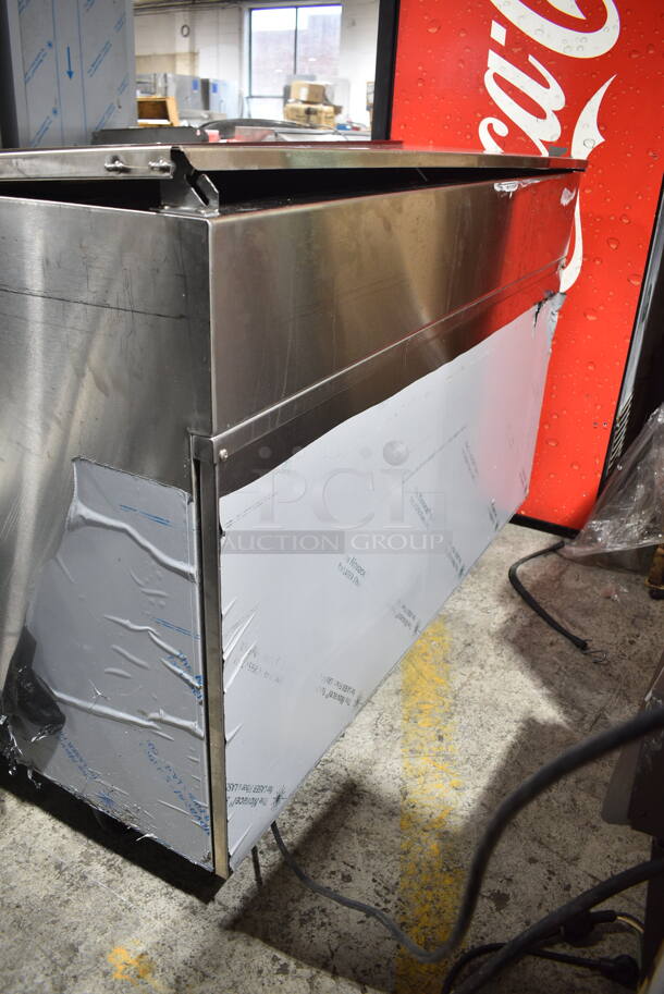 Randell Stainless Steel Commercial Pizza Prep Table. Tested and Powers On But Does Not Get Cold - Image 4 of 12