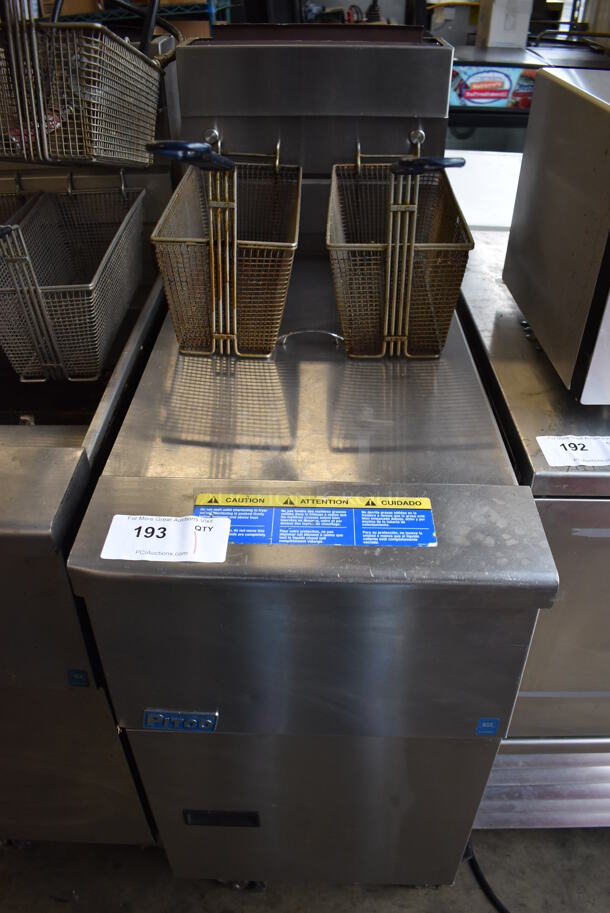 Pitco Frialator SG14RS Stainless Steel Commercial Floor Style Propane Gas Powered Deep Fat Fryer on Commercial Casters w/ 2 Metal Fry Baskets and Metal Lid. 122,000 BTU. 16x35x47