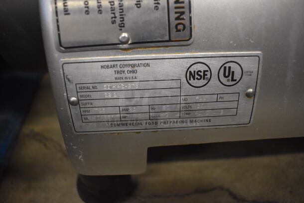 Hobart 2812 Stainless Steel Commercial Countertop Meat Slicer. 120 Volts, 1 Phase. 27x27x25. Tested and Working! - Image 5 of 6