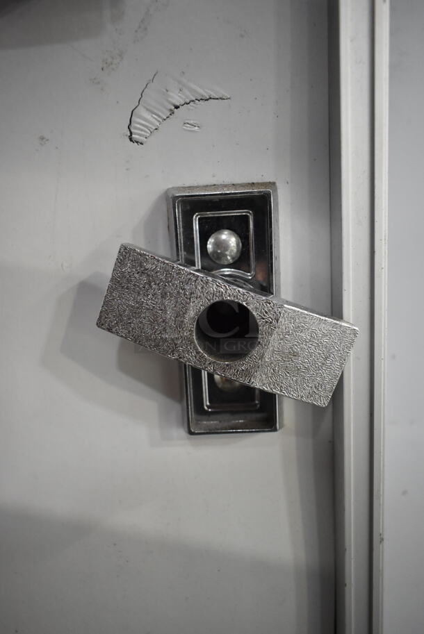AP Automatic 6600 Metal Commercial Vending Machine w/ Credit Card Reader. Lock Was Removed; No Key. 115 Volts, 1 Phase. Cannot Test Due To Cut Power Cord - Image 6 of 6