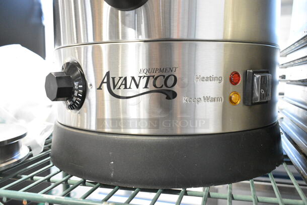 BRAND NEW SCRATCH AND DENT! Avantco 177WB29L 7.6 Gallon 196 Cup (29 Liter) Water Boiler. 120 Volts, 1 Phase.  - Image 3 of 7