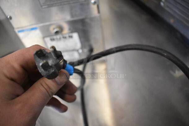 Bunn G92 HD Stainless Steel Commercial Countertop Coffee Bean Grinder. 120 Volts, 1 Phase. Tested and Working! - Image 7 of 7