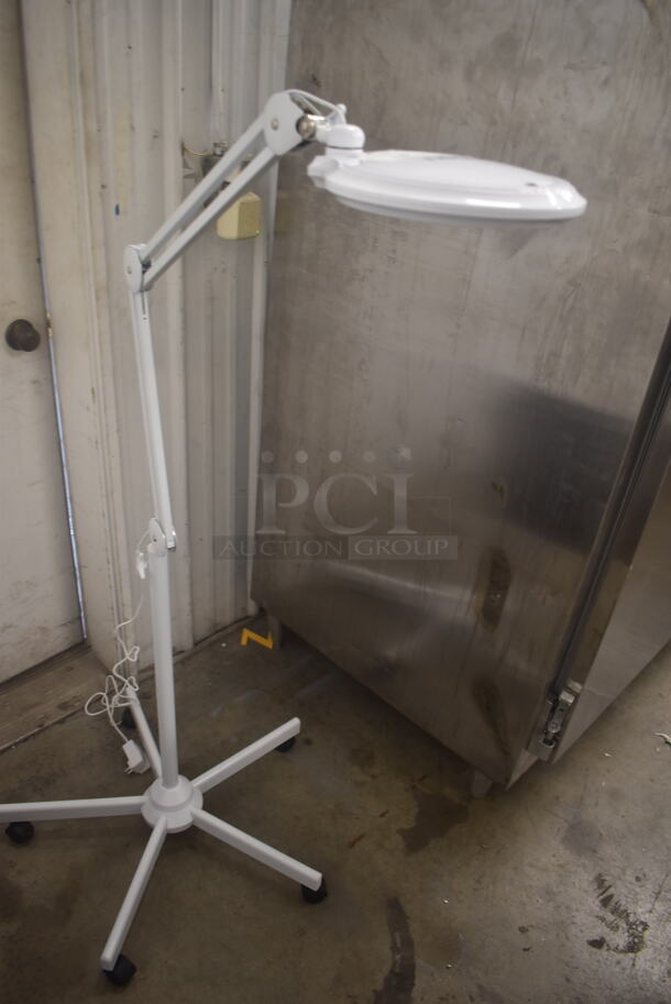 NEW! Neatfi 9003LED-FS2 White Floor Standing Magnifier Lamp On Commercial Casters. 110V.  - Image 2 of 5