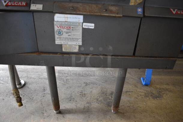 Vulcan Model M8458 Metal Commercial Natural Gas Powered 2 Burner Range w/ Over Shelf and Back Splash. 34x38.5x61 - Image 6 of 6