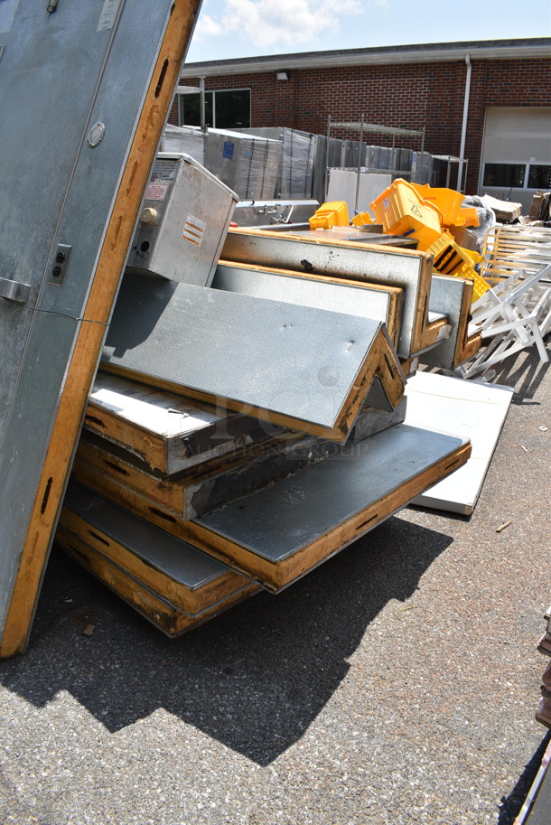 Norlake Walk In Box w/ Copeland ART82C1-CAA-901 115 Volt, 1 Phase Compressor and RDI Evaporator Fan. Picture of the Unit Before Removal Is Included In the Listing. - Image 4 of 11