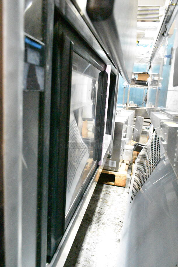 BRAND NEW! Hussmann CR3-P-4-SH-RSS-R Metal Open Grab N Go Merchandiser w/ Top Cabinet. 120/208-240 Volts, 1 Phase.  - Image 6 of 11