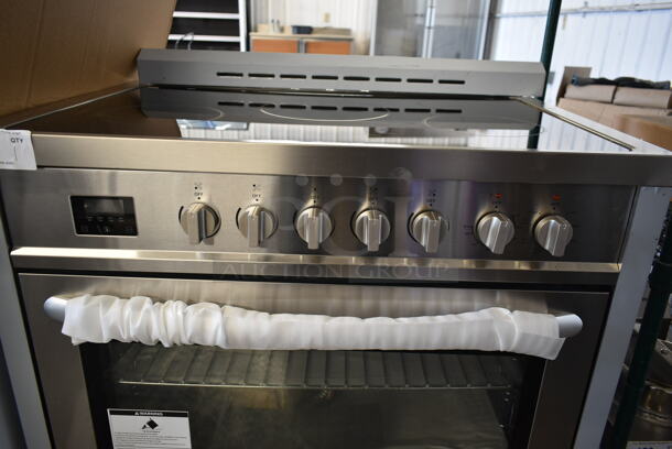 BRAND NEW SCRATCH AND DENT! KoolMore KM-FR36EE-SS Stainless Steel Commercial Electric Powered 5 Burner Range w/ Oven. 240 Volts. - Image 3 of 7