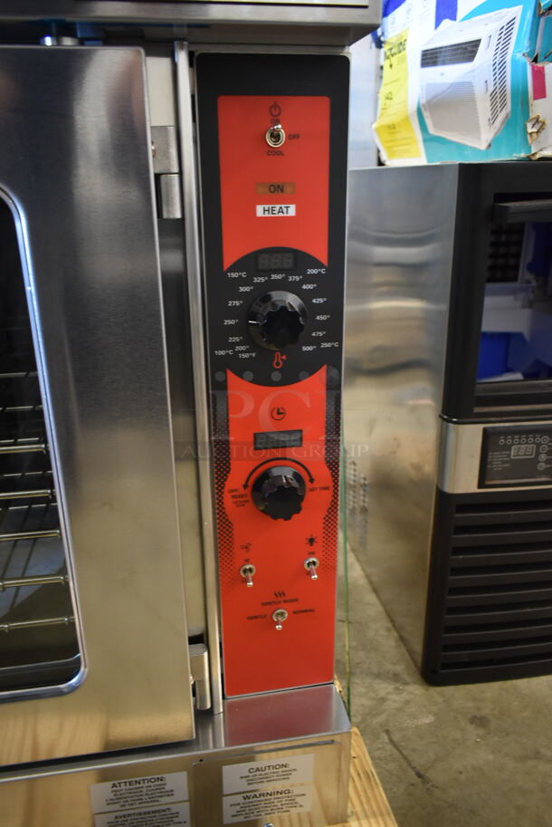 BRAND NEW SCRATCH AND DENT! Vulcan VC5ED ENERGY STAR Stainless Steel Commercial Electric Powered Full Size Convection Oven w/ View Through Doors, Metal Oven Racks and Thermostatic Controls. 240 Volts, 3/1 Phase. Tested and Working! - Image 2 of 5