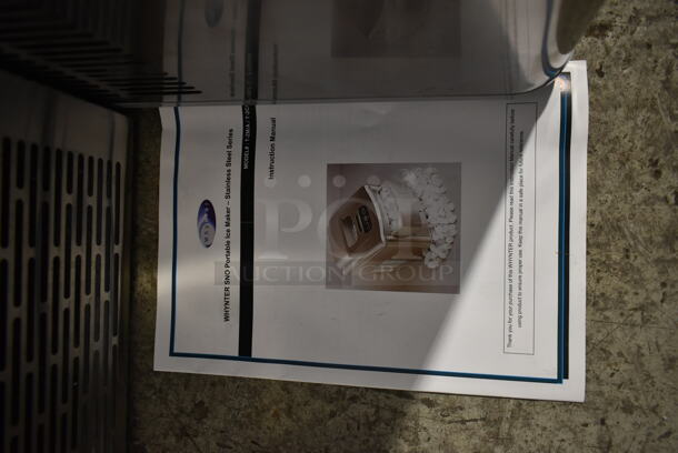 BRAND NEW SCRATCH AND DENT! Whynter T-2M SNO Portable Ice Maker, Stainless Steel 35 lbs per day. 115 Volts, 1 Phase. Tested and Working! - Image 2 of 7