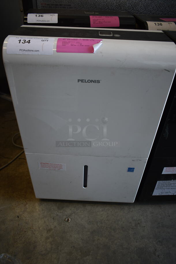 Pelonis PAD40C1AWT 40 Pint Dehumidifier. 115 Volts, 1 Phase. - Image 3 of 5