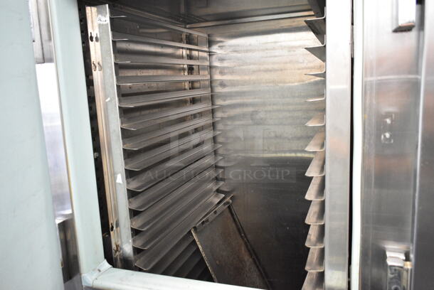 V-line Stainless Steel Commercial 4 Half Size Door Reach In Cooler. Tested and Working! - Image 5 of 7
