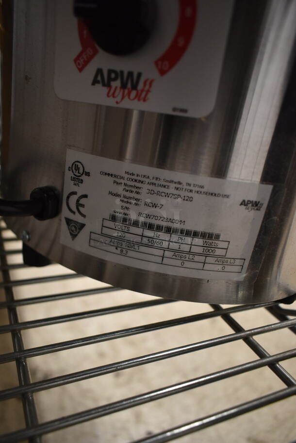 BRAND NEW SCRATCH AND DENT! APW Wyott RCW-7 Stainless Steel Commercial Countertop Soup Kettle Food Warmer w/ Drop In and Lid. 120 Volts, 1 Phase. Tested and Working! - Image 6 of 6