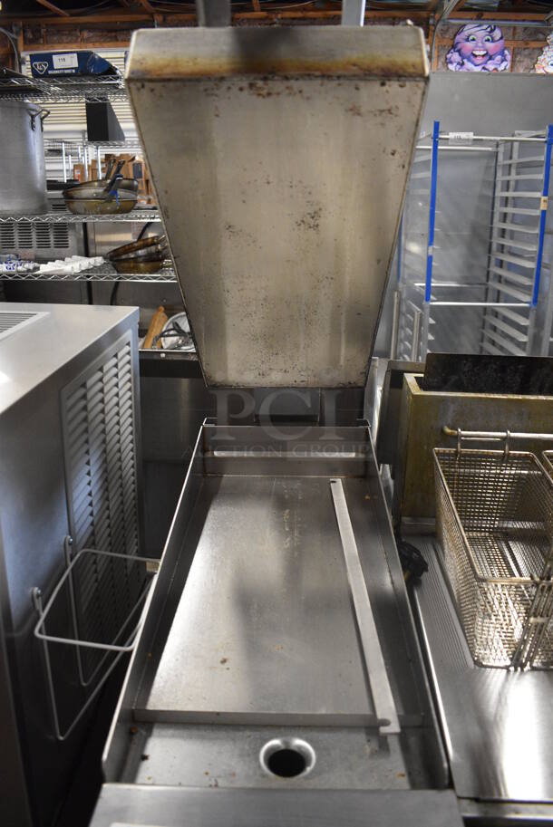 Vulcan Model EV12-12G208NDLS Stainless Steel Commercial Floor Style Electric Powered Flat Top Griddle w/ Panini Top on Commercial Casters. 208 Volts, 3/1 Phase. 15x40x47 - Image 5 of 6