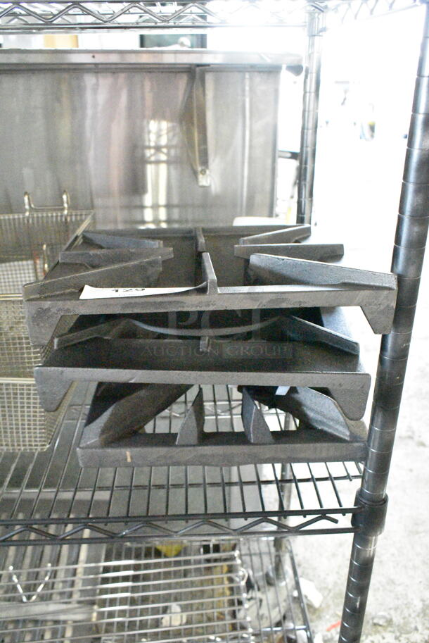 3 BRAND NEW SCRATCH AND DENT! HP0095932500 Vulcan 00-959325-00001 Front Top Grate 11.75 X 12, HP00925001 Vulcan Hart 00-925001 Range Rear Grate, Vulcan 00-925000 Grate 36 In. 3 Times Your Bid!  - Image 1 of 7